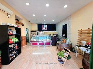 Traspàs Local Comercial  Avenida de venecia. ?? traspaso de negocio en residencial santa ana – oportunidad ll