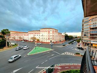 Pis  Avenida de américa. Venta de amplio piso en zona universitaria de cartagena – 152 m²