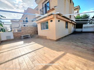 Reihenhaus in El Mojón. Dúplex en venta en las higuericas, pilar de la horadada | 3 dorm
