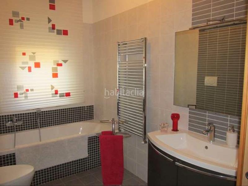 Foto b5a0e6f3-bd0c-4df9-8e35-2c147485c44e. Piso en Centre Mataró