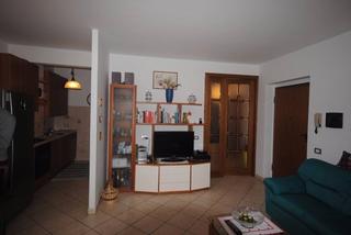 Etagenwohnung in Casco Antiguo