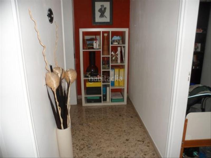 Foto dac0eae8-bf3a-4b90-bc77-76b014ef4d7d. Pis a pueblo de Cullera Cullera