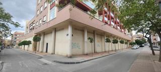 Local Comercial  Calle polo de medina