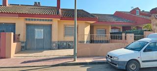 Reihenhaus  Calle adolfo rubio. Oportunidad!! planta baja con 145m2 para reformar en torre-pache