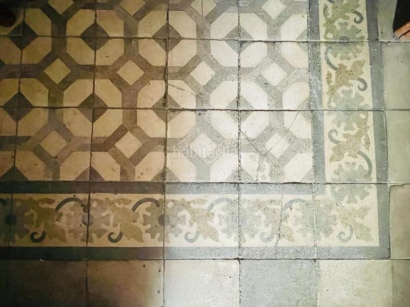 Foto 101c54c2-fd32-4034-a5da-9e1cf3c77c36. Edifici a Centre Figueres