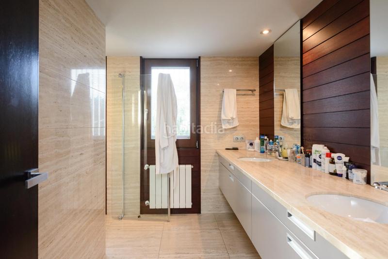 Foto 87b2c44f-be26-4d03-9cb3-a59e8e6696a6. Casa espectacular casa en venta en Parc Bosc-Castell Figueres