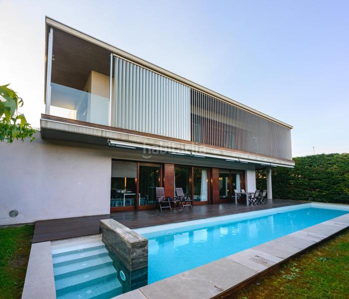 Foto a0ae70ad-e6ef-424f-beac-97ecaa1c5623. Casa espectacular casa en venta en Parc Bosc-Castell Figueres