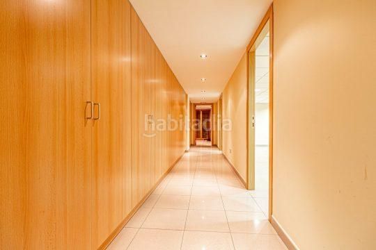 Foto 098d7167-a059-439d-b670-8690c959a4be. Local comercial a Carretera de Roses-Fossos Figueres