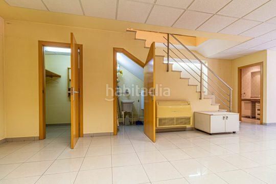 Foto b7fcf780-c0df-4356-8dd5-d4ad080196ba. Local comercial a Carretera de Roses-Fossos Figueres