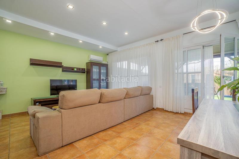 Foto 2b2136c2-5065-4737-8f51-42b76f37a23a. Casa adosada casa con jardín privado en Torroella de Fluvià