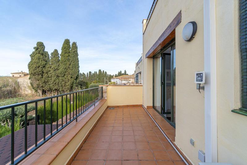Foto 727767b2-82b2-4ea2-99ef-6f85f93595fd. Casa adosada casa con jardín privado en Torroella de Fluvià