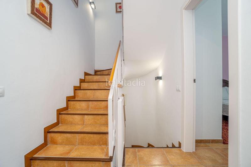 Foto ee4218b7-5f43-4505-8c54-303f765486fc. Casa adosada casa con jardín privado en Torroella de Fluvià