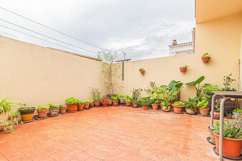Foto c01550bb-fbd6-4618-bbbf-ae904769c8e1. Casa adosada estás buscando una casa ? en Vilafant