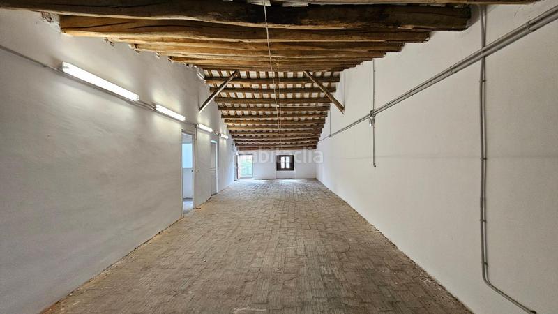 Foto 5fac7935-d144-4539-b081-aff1de910cc5. Edificio in Centre Figueres