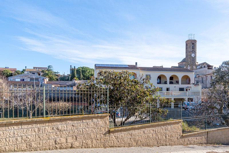 Foto e7720b9d-88e8-45bf-9639-a8b6400253f3. Casa encanto y amplitud en plena costa brava gran casa con vistas panorámicas en Garriguella