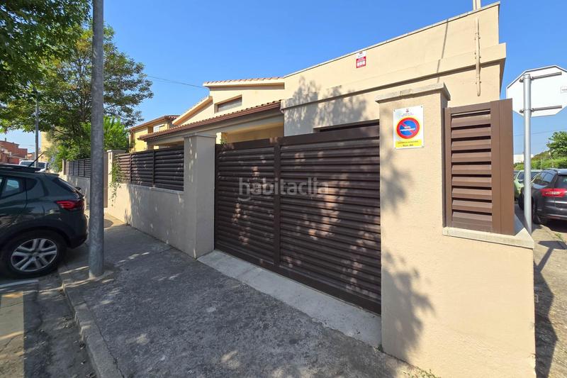 Foto 6cd90364-1adf-4568-ae3d-4bea24045927. Casa  amb jardí a . en Sant Pere Pescador