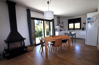 Casa a Sant Pere Pescador. Casa amb jardí a sant pere pescador.