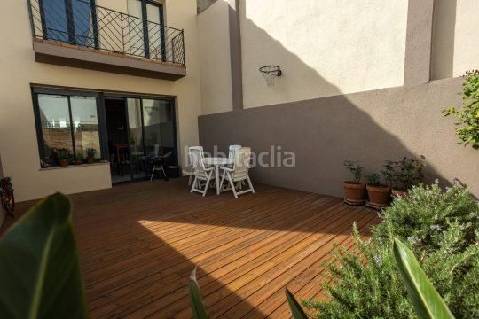 Foto 5cc75e04-1b5d-4929-8261-1686ca28d05c. Casa adossada amb calefacció aparcament a Carretera de Roses-Fossos Figueres