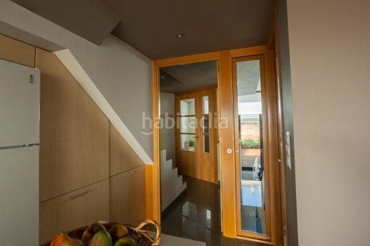 Foto eb313f41-e5d9-4a27-a526-df772e58ff3c. Casa adossada amb calefacció aparcament a Carretera de Roses-Fossos Figueres