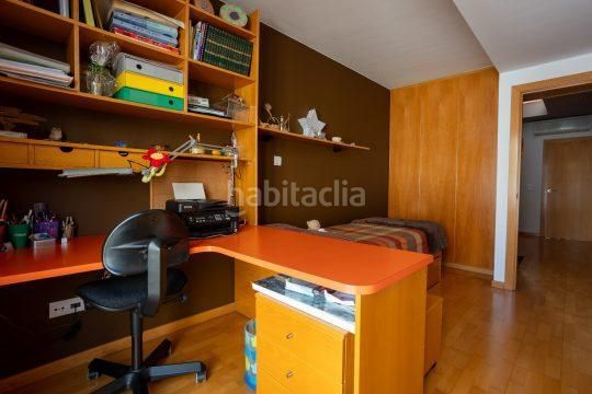 Foto f4a192fe-654c-44b7-bd9b-c4d859ee7f18. Casa adossada amb calefacció aparcament a Carretera de Roses-Fossos Figueres
