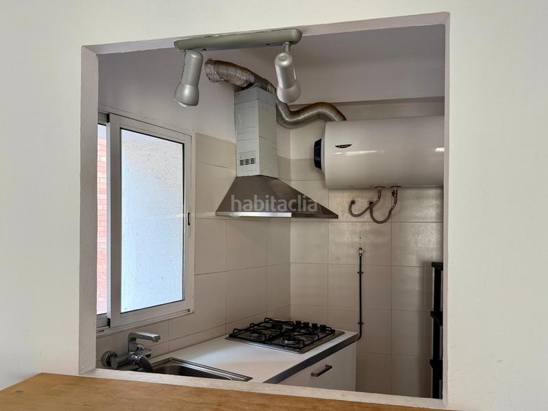 Foto cb963666-b543-4a23-bb43-b6cabdeae1af. Piso . vila. piso ideal, práctico, centrico, reformado completamente. en Llançà
