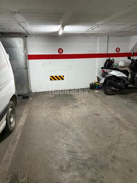 Foto d36f9d5f-3e88-424b-81d8-2dc2d418c0ff. Posto auto in Creu de la Mà Figueres