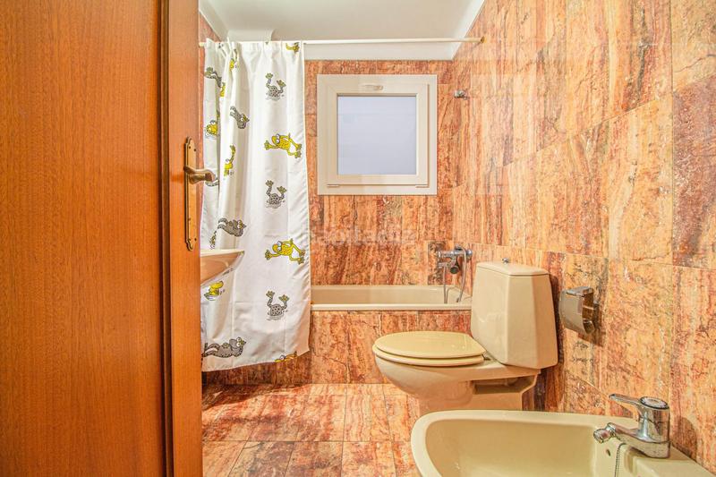 Foto 0830c5a8-b20c-403a-ab73-5e50b60b5a99. Etagenwohnung mit heizung in Centre Figueres