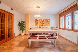 Appartement  Carrer pujada del castell. Al lado del museo dalí piso de 234 m2