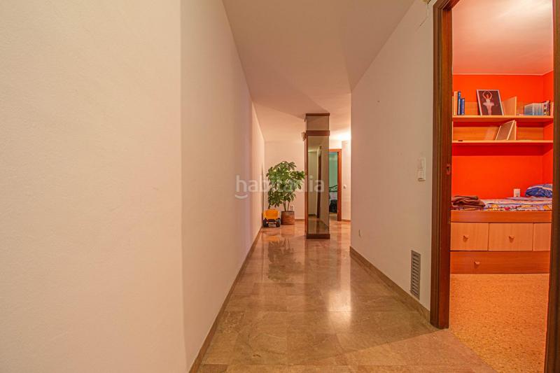 Foto 47035c8c-b77f-4e86-86d6-32a7fb65a60b. Etagenwohnung mit heizung in Centre Figueres