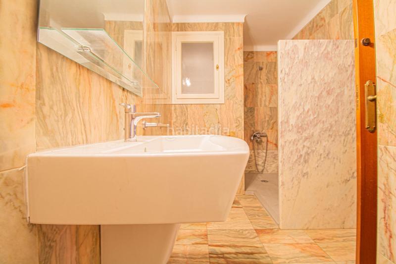 Foto f8f547cc-f139-41c3-808f-3dca0c5d1d00. Etagenwohnung mit heizung in Centre Figueres