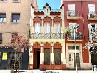 Reihenhaus in Centre. Casa en venta calle sant pau