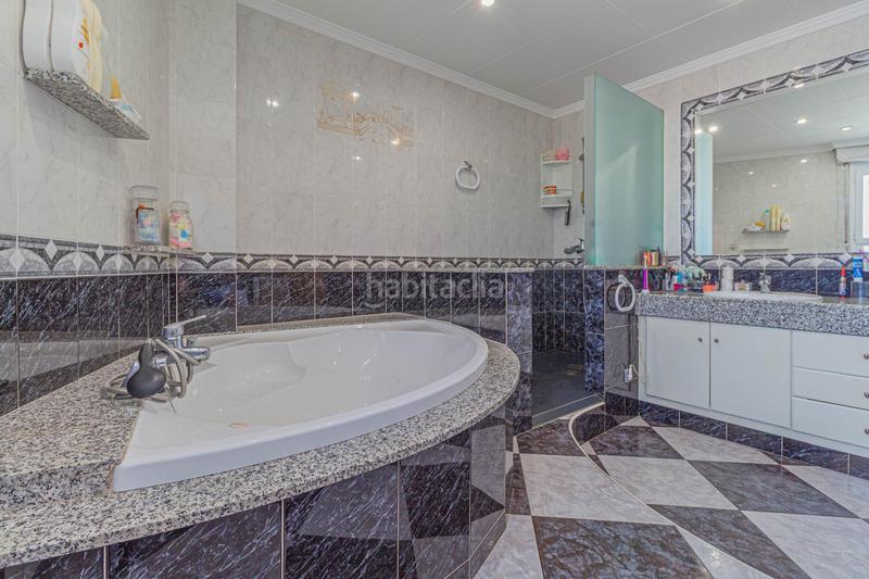 Foto 552500fe-e549-4a3d-bce7-c6ca03e49f76. Duplex dans Eixample-Horta Capallera Figueres