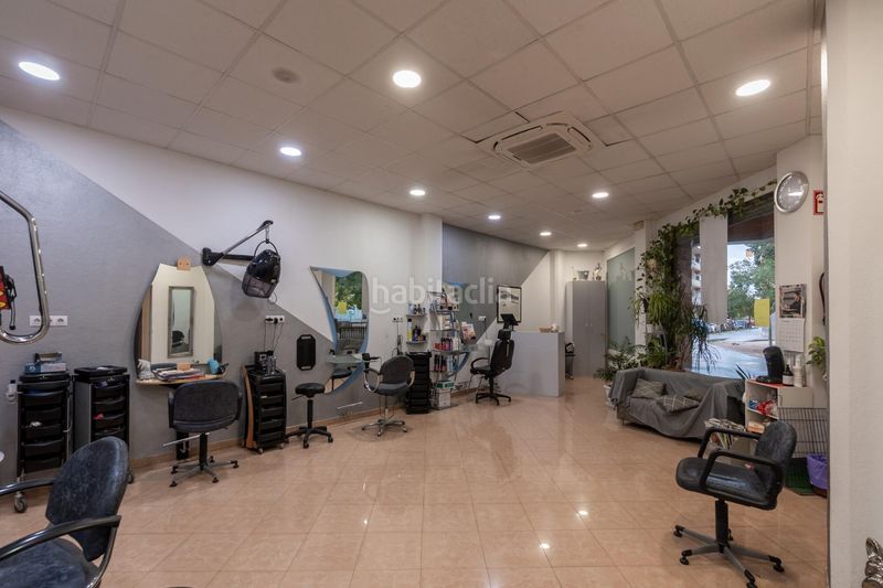 Foto 35fde39a-bedb-4a01-89f5-e4433b715009. Local comercial a Eixample-Horta Capallera Figueres