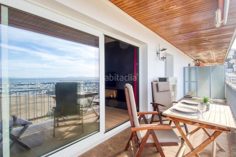 Foto 63e5f9b3-6eb4-4b7b-975f-ef8af4fb272c. Àtic amb calefacció a Centre Roses