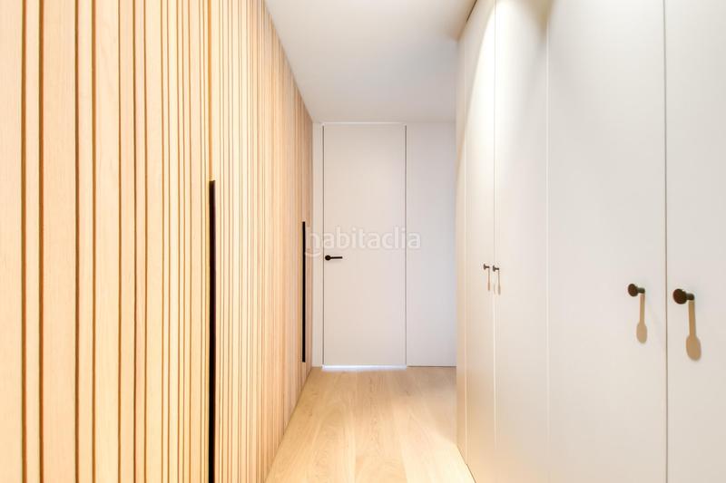 Foto b899bd31-1119-4b8b-9aac-1bb5b4f6e487. Àtic amb calefacció a Centre Roses