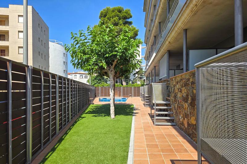 Foto 0758c6e8-1570-41eb-8be9-25bb37a0ac38. Appartamento con piscina in Salatar Roses