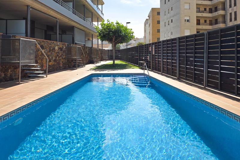 Foto 4c6c756a-b445-46e4-9795-04e61c723a12. Flat with pool in Salatar Roses