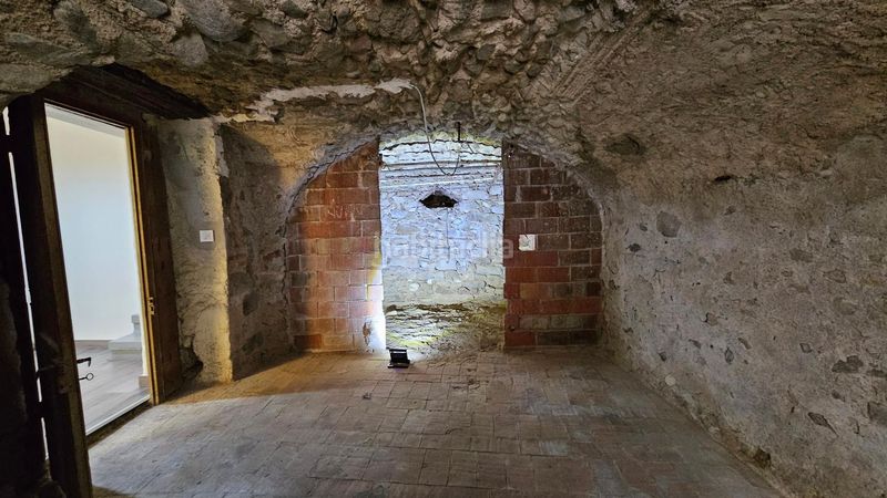 Foto eb894141-454a-47c1-ac35-625762c6adf6. Casa a Agullana