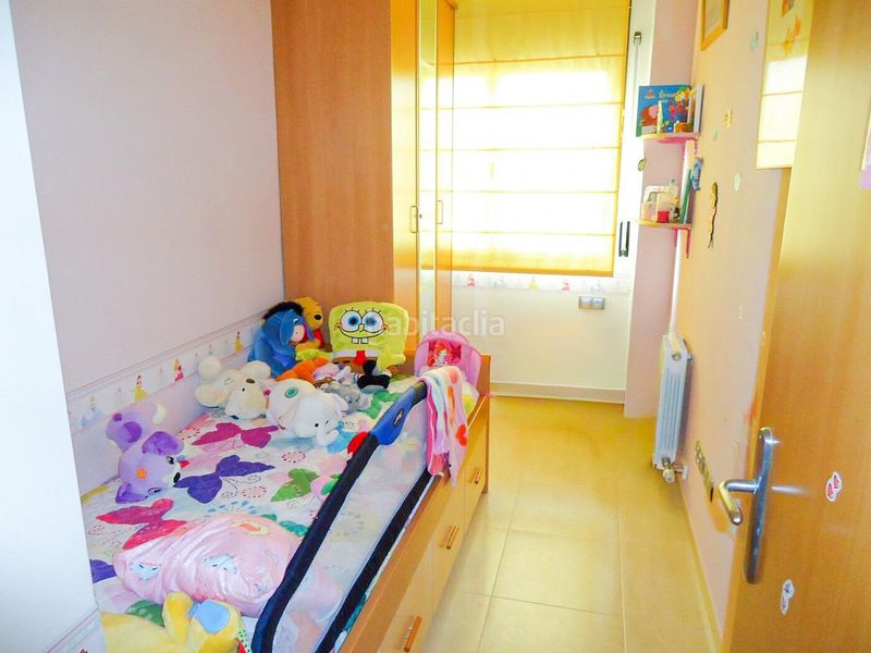 Foto 4630ee87-99d5-491f-bdba-b5b7ba5ec1e7. Pis amb aparcament a Creu de la Mà Figueres