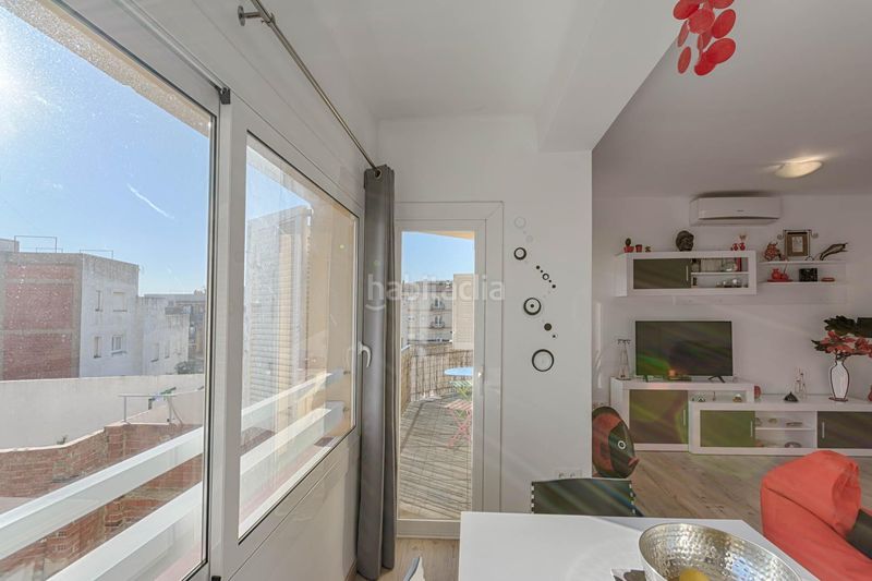 Foto 63e3848e-31af-4cd4-8ea6-ef630976ab79. Piso modernidad en el corazón tu hogar a un paso del mar. en Roses