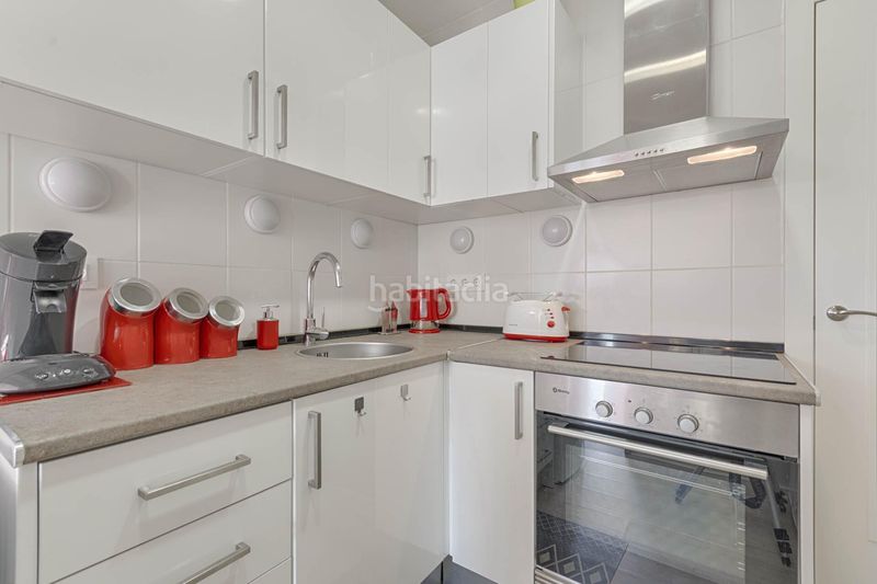 Foto ad47d0c5-96b3-413b-90d0-1f082b46d73a. Piso modernidad en el corazón tu hogar a un paso del mar. en Roses