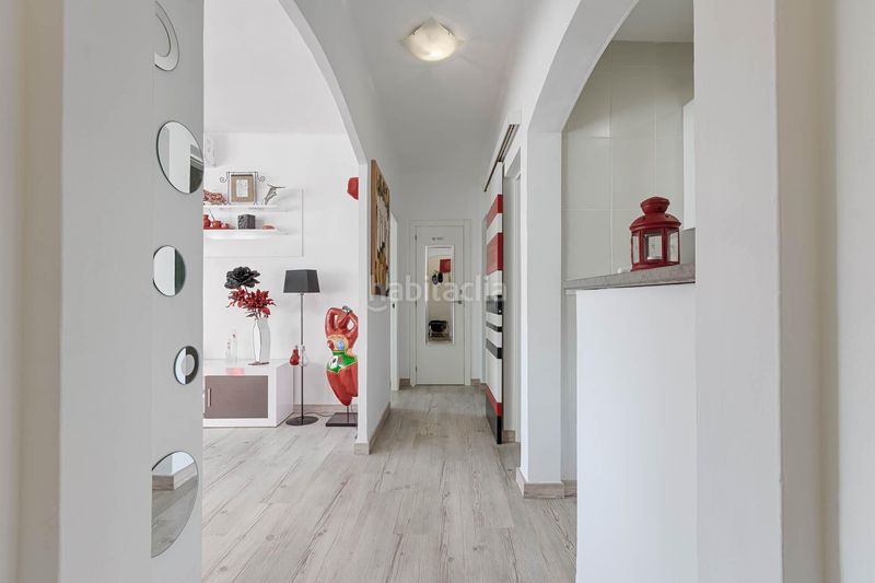 Foto f7ff8ca5-08a9-49e7-a6dd-a06c410ccaee. Piso modernidad en el corazón tu hogar a un paso del mar. en Roses