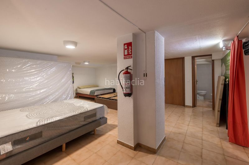 Foto 11114af7-0d1d-4fe2-b06d-df4be7f81cd8. Local comercial a Centre Figueres