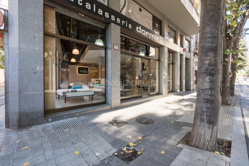 Foto 5ddf2143-698a-4300-bded-4cb7a999b1a4. Local comercial a Centre Figueres