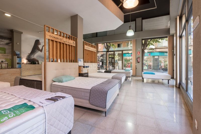 Foto aba0bb95-06bf-4aab-9849-65b3b8d8c26c. Local comercial a Centre Figueres