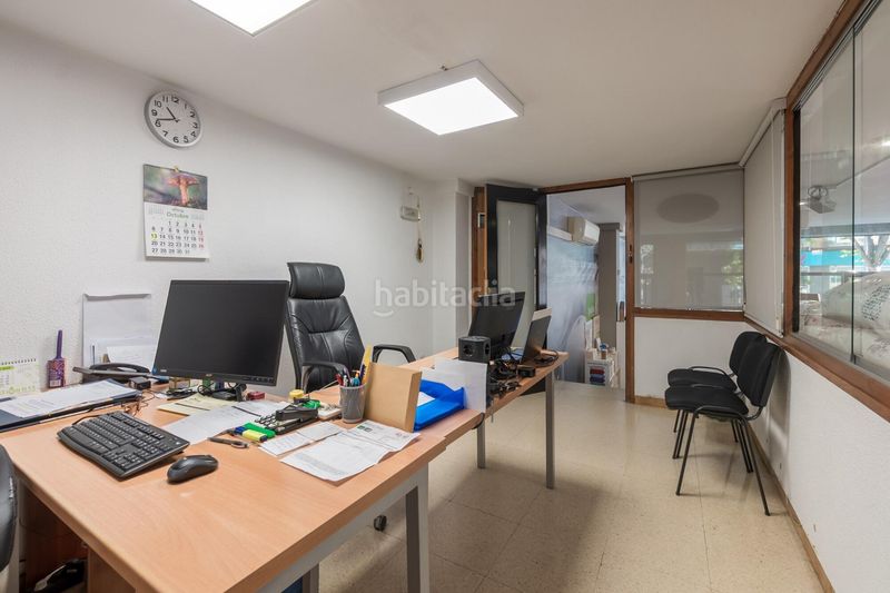 Foto d404d0e8-b98a-447b-8eb5-54c7ca78d66c. Local comercial a Centre Figueres