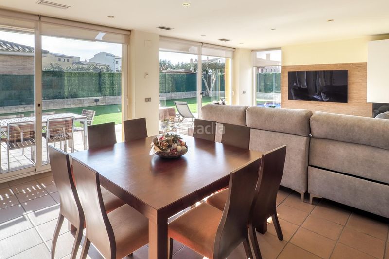 Foto 34ea01a7-8f43-4b53-bdf7-6c1cef82109f. Casa amb aparcament piscina a Borrassà