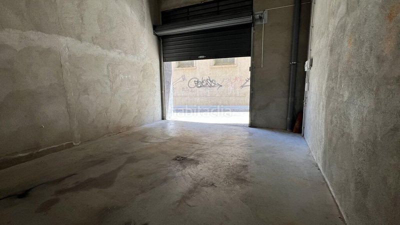 Foto d69f5ccf-7c31-4cb1-97a7-c0341024e2a8. Aparcament cotxe a Centre Figueres