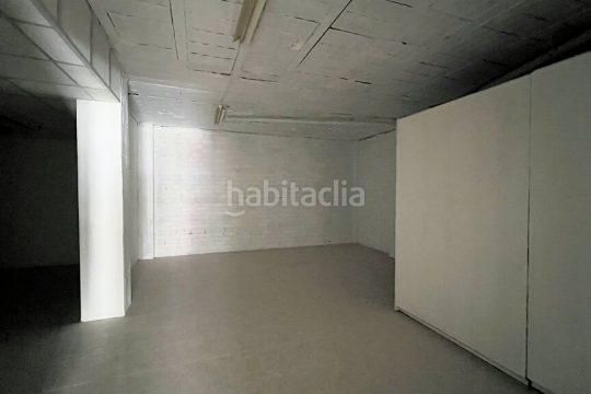Foto 8f98f588-6fc7-4386-b823-d222967fd9cb. Local comercial a Centre Figueres