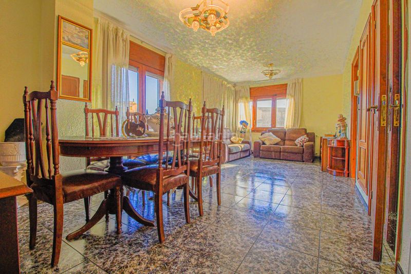 Foto 526451d3-ccb6-49c0-b02d-7ad5e0767bc5. Casa amb aparcament a Cabanes